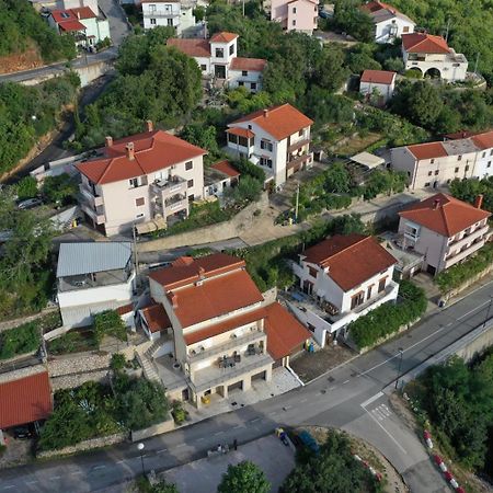 Apartman Marina Vrbnik Esterno foto