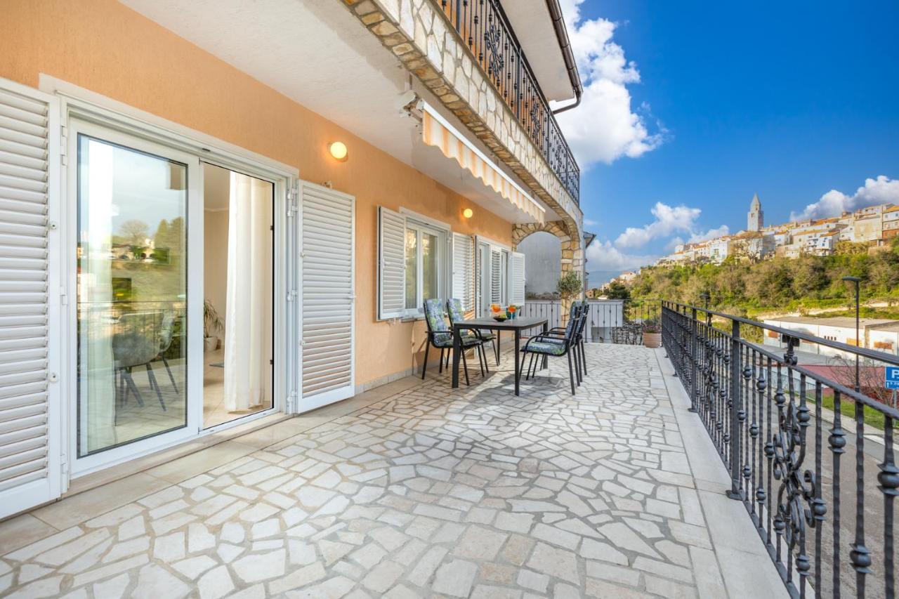 Apartman Marina Vrbnik Esterno foto